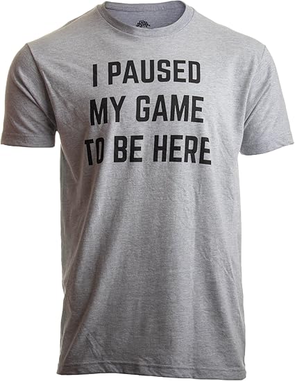 CAUSAGIRTL WEARING DESGIN T-SHIRT